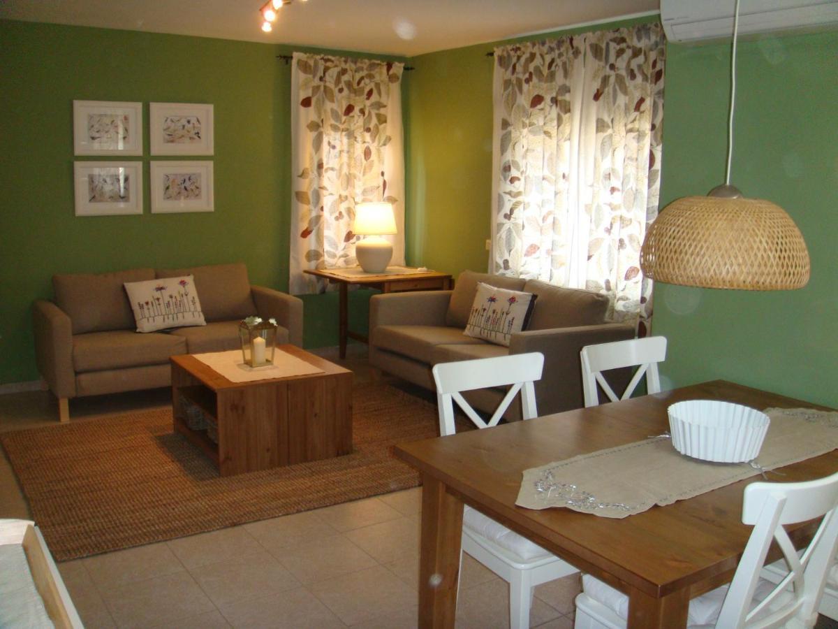 Masia Bartomeu Rural House Between Vineyards 2Km From The Beach 엘벤드렐 외부 사진